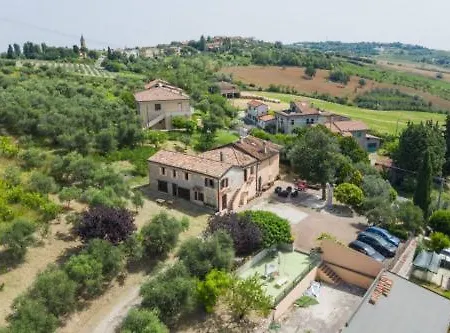 Il Cantinoccio Bed & Breakfast *