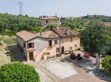 Il Cantinoccio Panzió Cerasolo