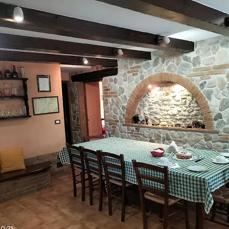 Il Cantinoccio Oda ve Kahvaltı Cerasolo